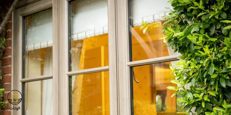 علت تغییر رنگ پنجره دوجداره UPVC + بهترین تمیز کننده upvc